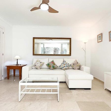 1 Bedroom Apartment Second Line Beach- Parque Marbella Building Екстер'єр фото