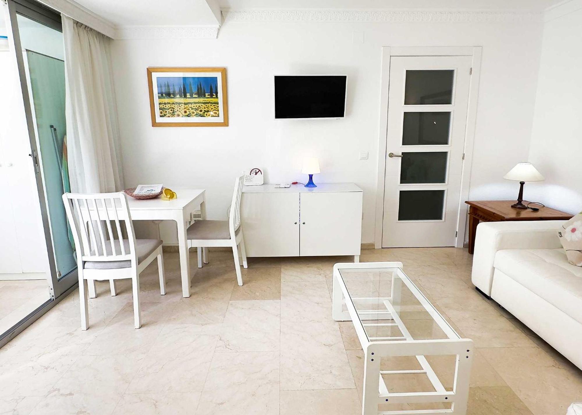 1 Bedroom Apartment Second Line Beach- Parque Marbella Building Екстер'єр фото
